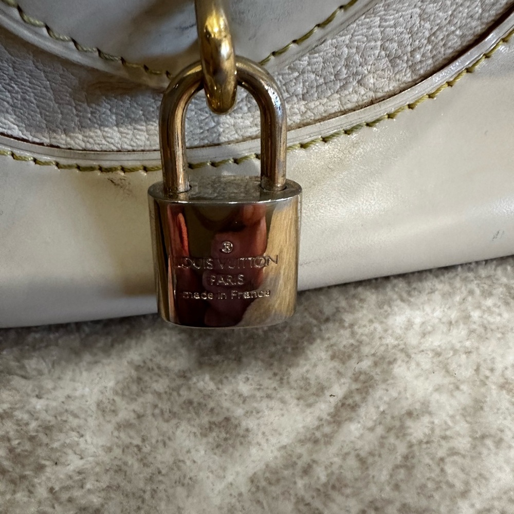 💎VINTAGE💎LOUIS VUITTON Suhali Le Radieux Bag w/ COA, Dustbag, GWP - Picture 4 of 15